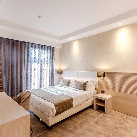 Club House Szálloda 3*