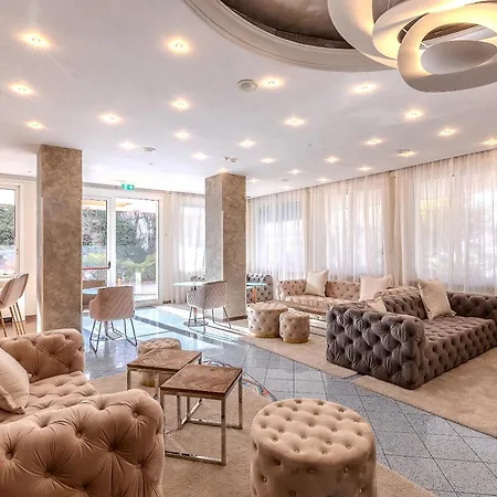Szálloda Club House 3*